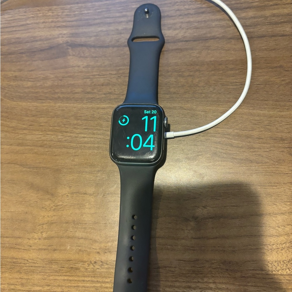 Gen 1 Apple Watch SE 44mm